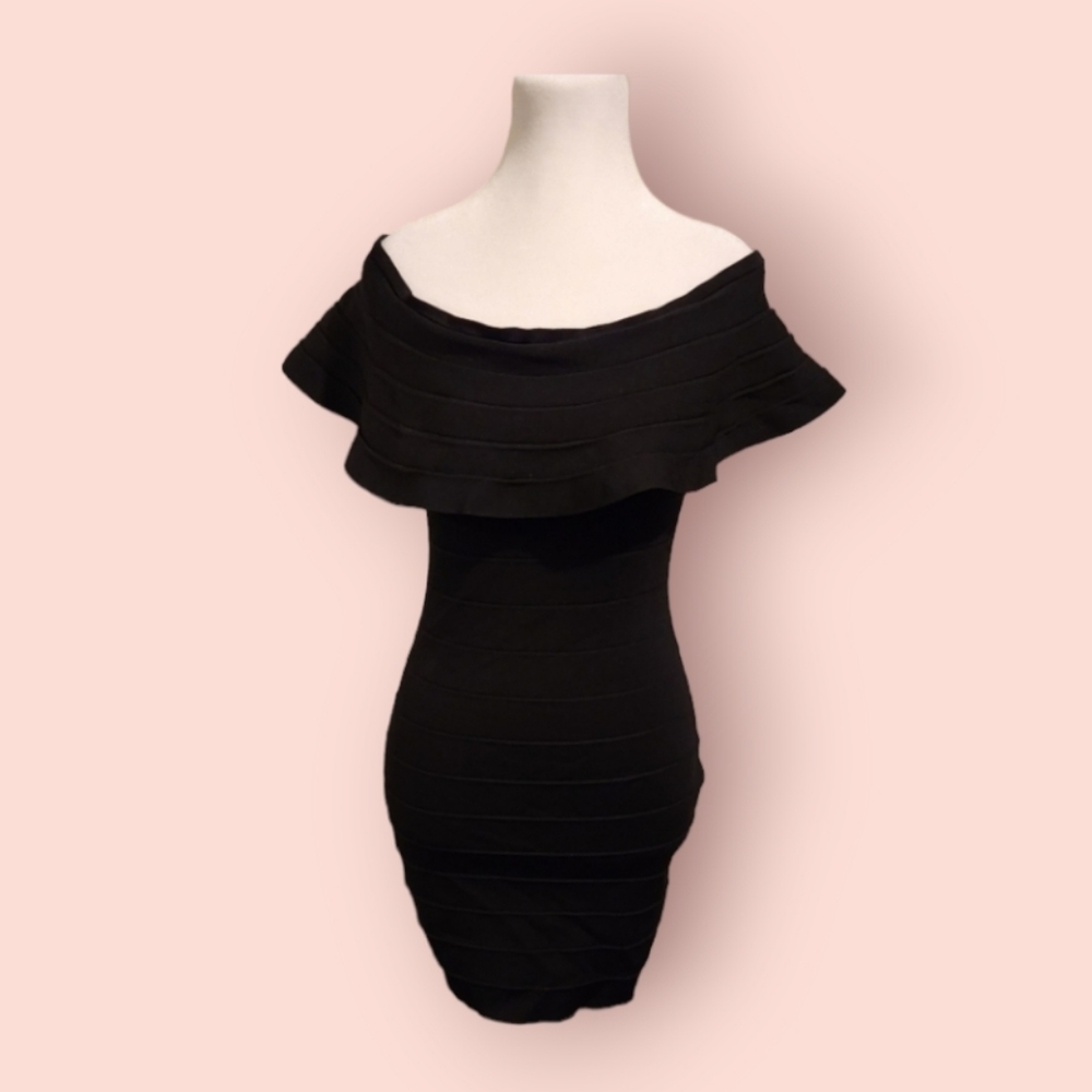 Guess Bodycon Off Shoulder Black Dress
